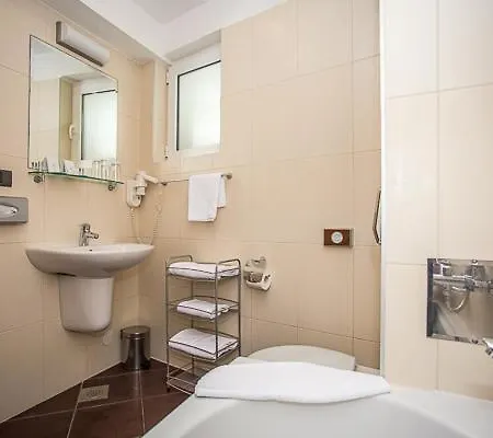 Vrilo - Adults Only 4*